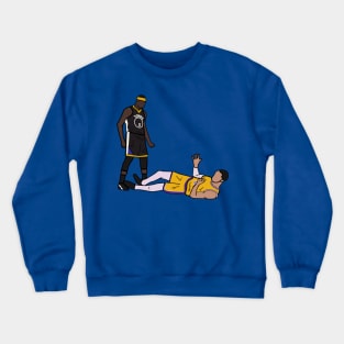 Demarcus Cousins Stares Down Kyle Kuzma After Dunking On Him - Golden State Warriors Crewneck Sweatshirt